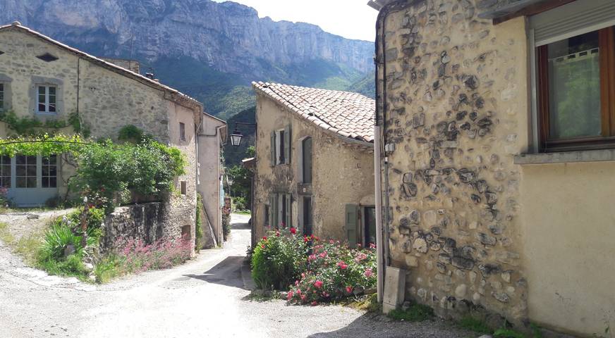 Gîte pour 4 personnes, avec balcon, animaux acceptés