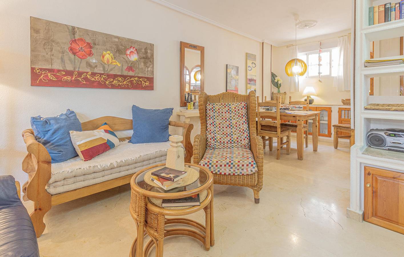 Hel semesterlägenhet, Lägenhet för 4 Personer med terass in Punta Prima (Alicante), Torrevieja