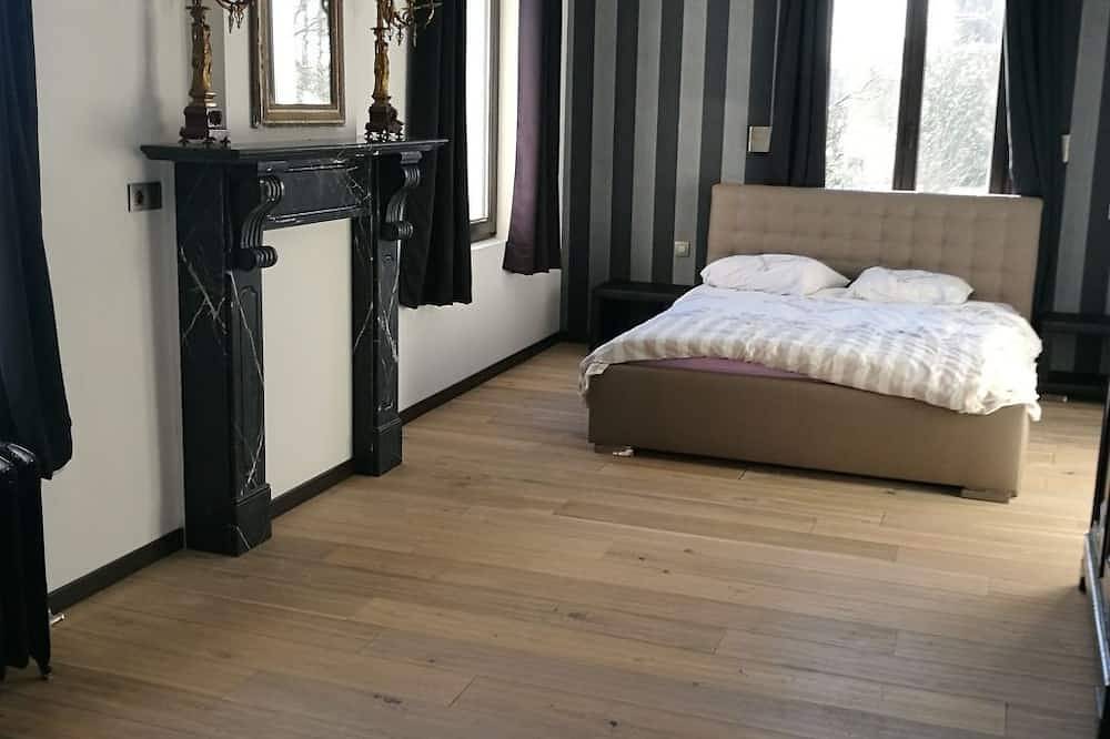 Für 8 Personen in Cul-des-Sarts, Couvin