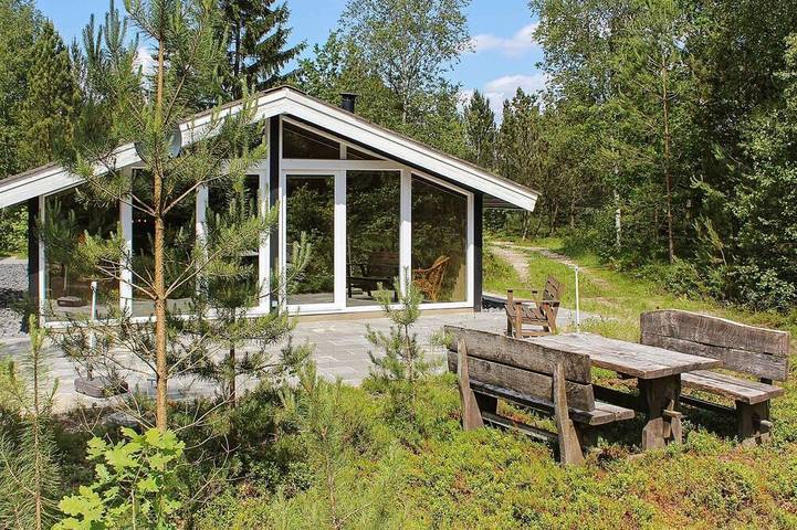 Ferienhaus für 5 Personen, mit Terrasse und Balkon/Terrasse - 1
