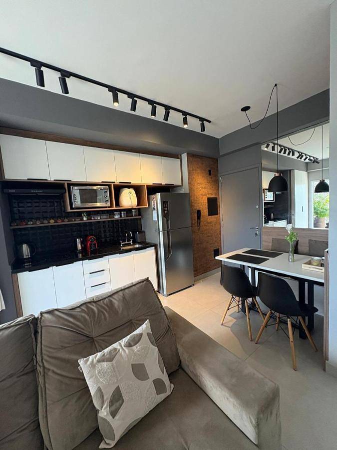 Casas e apartamentos de temporada para 3 pessoas, com jardim e piscina e ainda vista, adaptado a crianças em Santana de Parnaíba