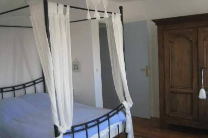 Location de vacances pour 8 personnes, avec jardin et terrasse à Meslan - 3