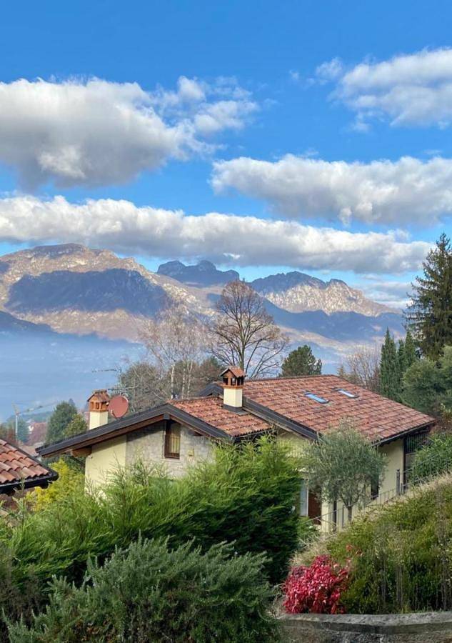 Casa vacanza per 2 persone, con Giardino a Oggiono