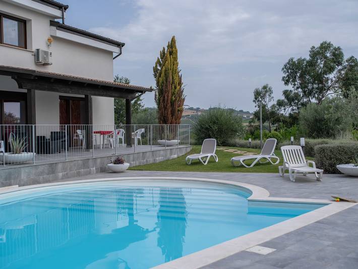 Gîte pour 4 personnes, avec jardin et terrasse dans Abruzzes - 2