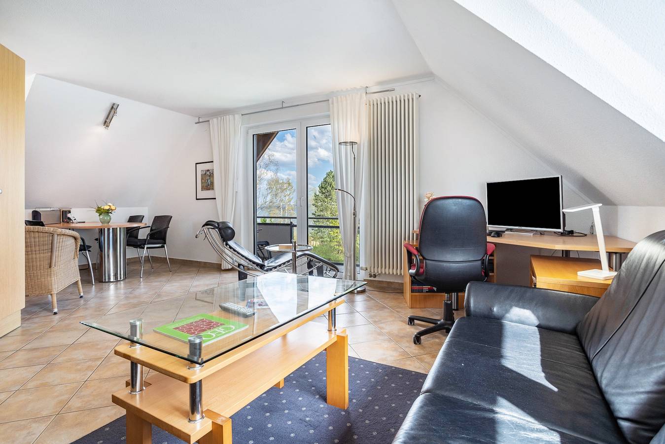 Ganze Wohnung, Ferienwohnung 'Hs13og mit Müritzblick' mit Seeblick, privatem Garten und Wi-Fi in Röbel, Müritz