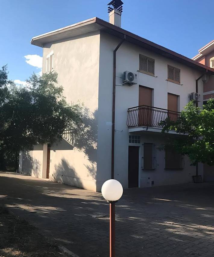 Appartamento per 7 persone, con panorama e giardino a Lanciano