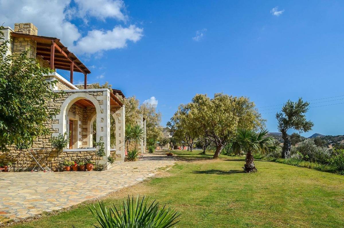 Ferienhaus mit Pool, großer Garten, idyllisch und ruhig, Wifi | Triopetra, Kreta in Triopetra, Rethymno und Umgebung