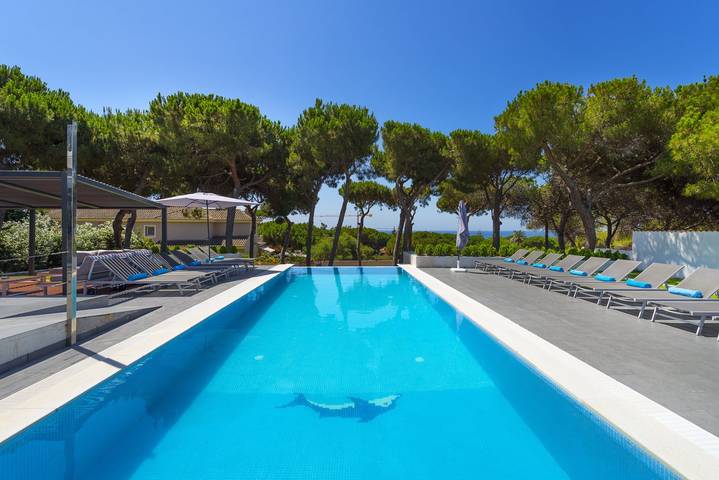 Villa pour 22 personnes, avec sauna et piscine ainsi que jardin et terrasse à Marbella - 3