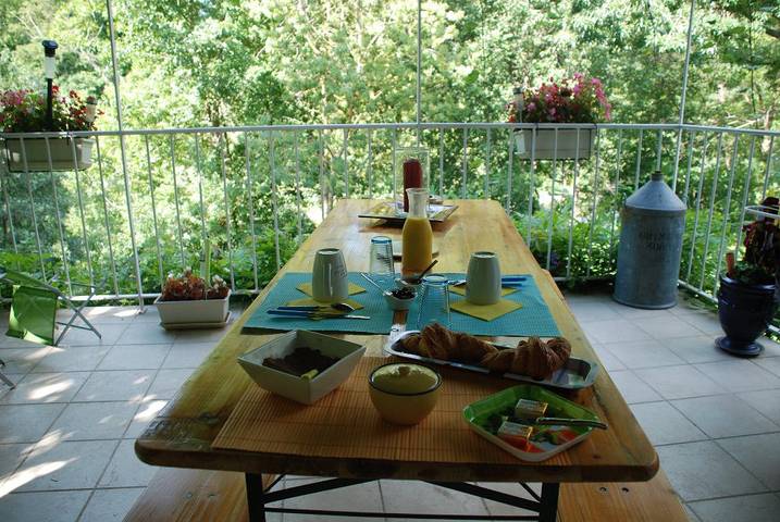 Chambre d’hôte pour 3 personnes, avec terrasse dans Privas - 3