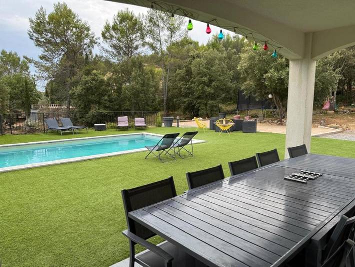 Chalet para 10 personas, con jardín además de vistas y piscina, Se admiten mascotas - 1