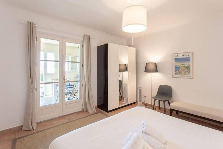 Location de vacances pour 8 personnes, avec terrasse et jardin ainsi que piscine et vue à Colomars - 3