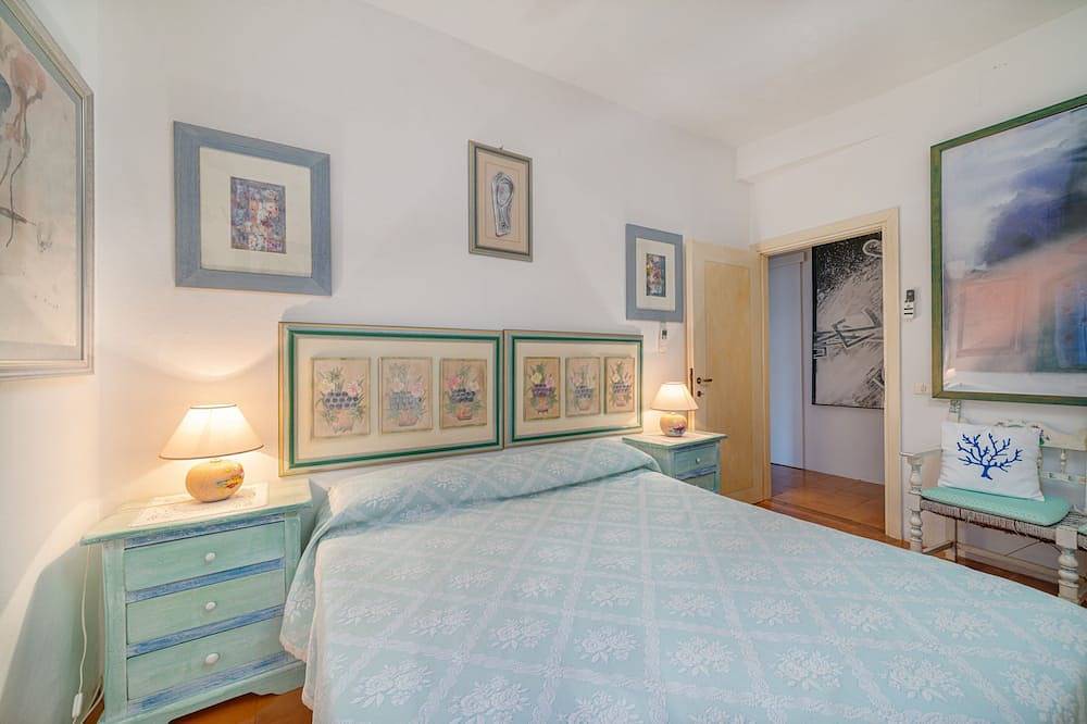 Ganze Wohnung, Elegant apartment with swimming pool and beautiful view of the harbor. in Arzachena, Costa Smeralda