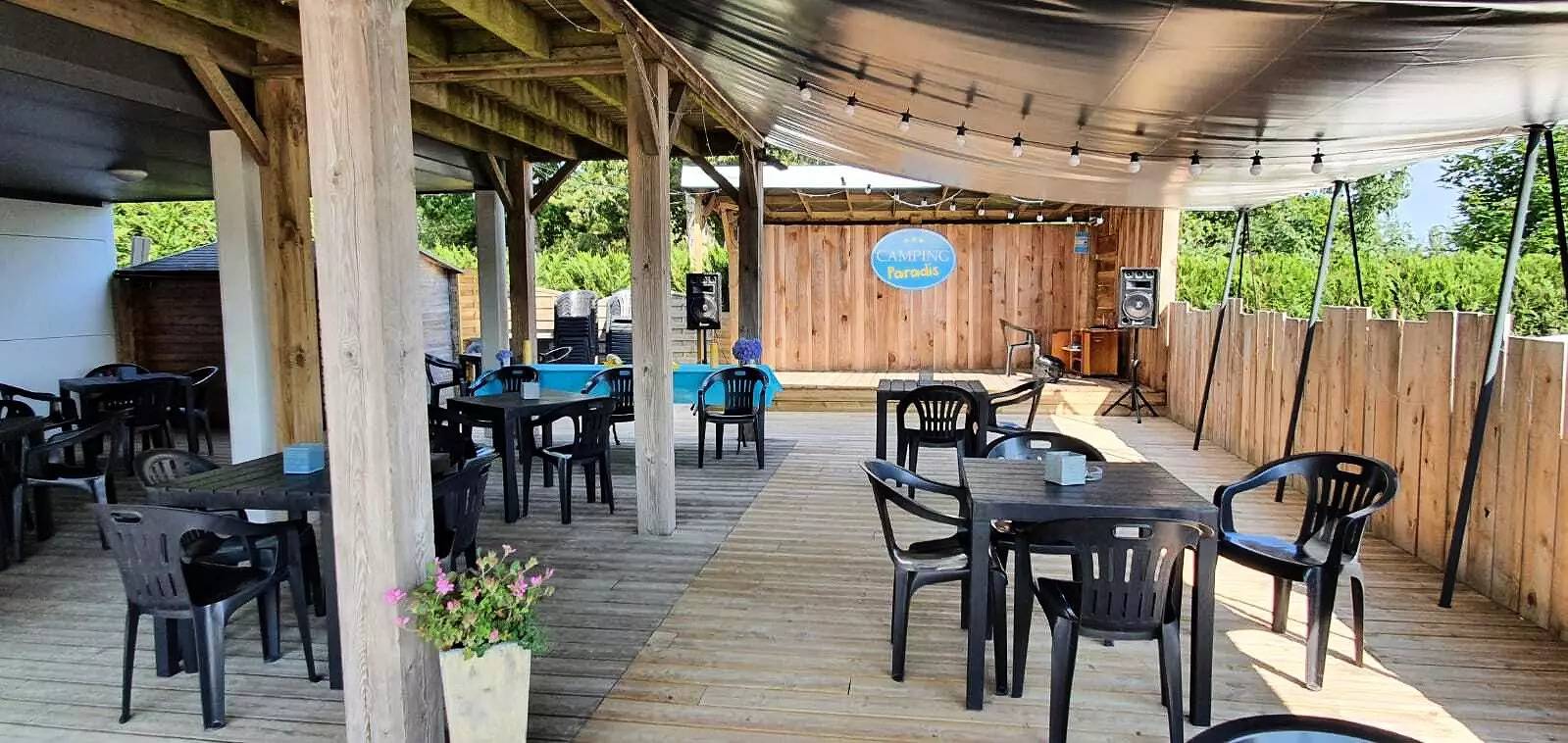 Mobil Home Comfort 1 dormitorio 2 personas, Tv, 16 m2 (2006) in Theix, Côte des Mégalithes