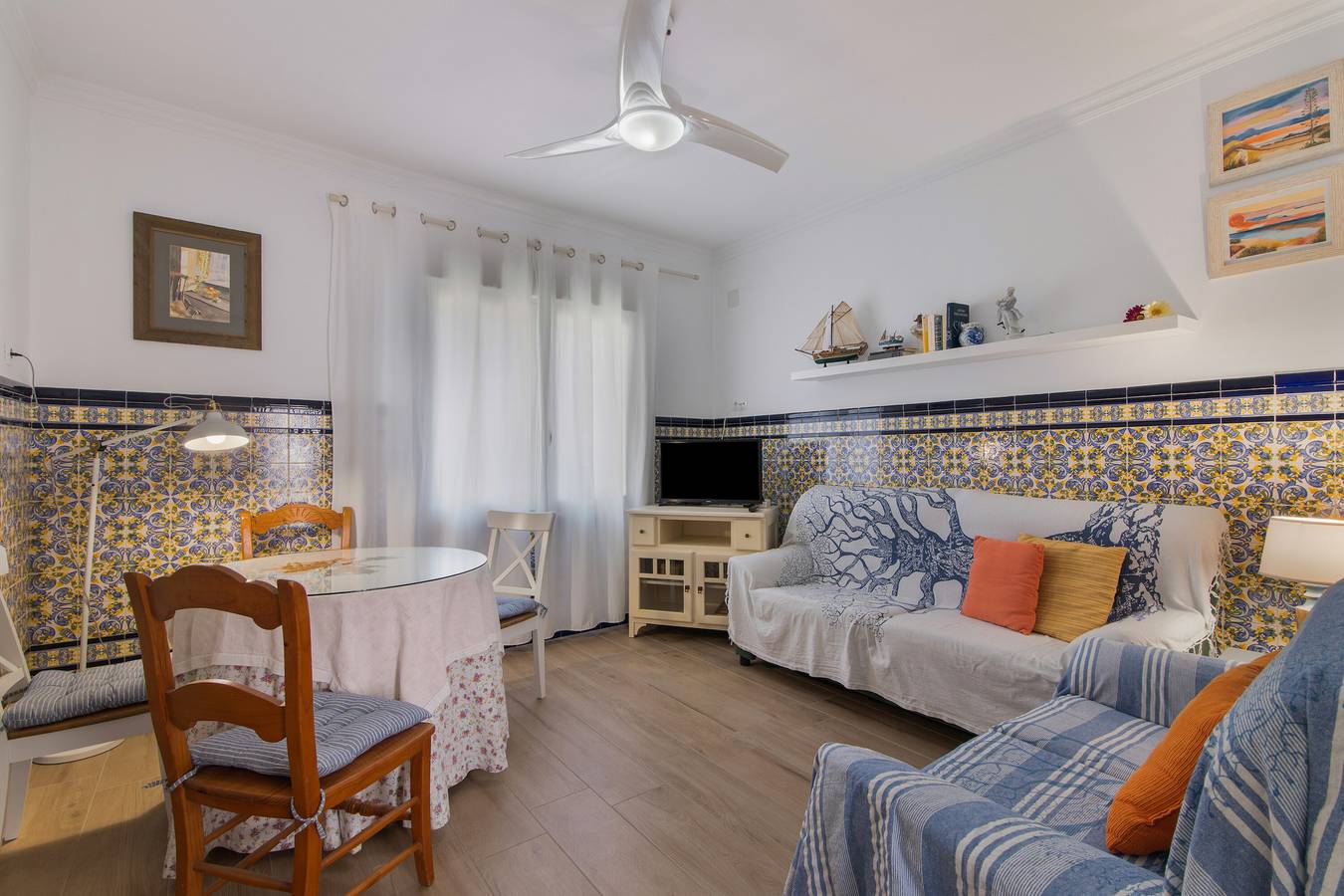 Apartamento entero, Apartamento 'Casa Alma' con Terraza Privada in Isla Cristina, Costa de la Luz