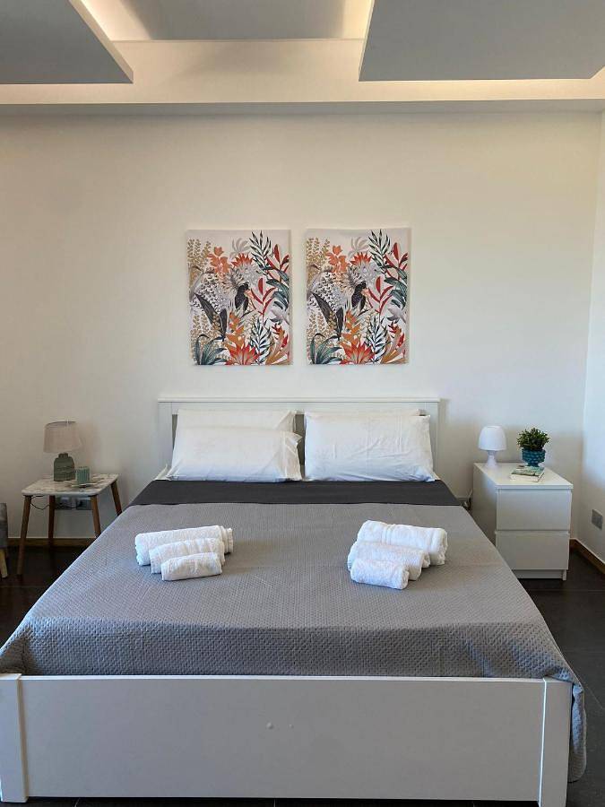 B&b per 2 persone, con Terrazza e Giardino nonché Piscina e Panorama in Provincia di Palermo