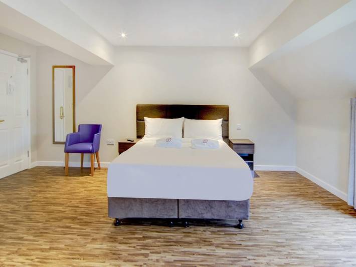 Hotel für 2 Personen, mit Garten - 1