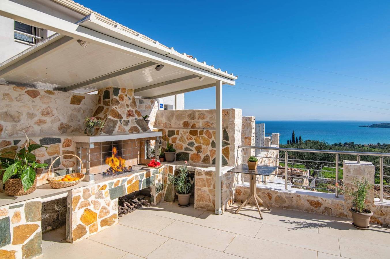 Villa Chrysso Horio 3 by Villa Plus in Katastari, Alykes