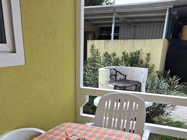 Camping für 4 Personen, mit Terrasse am Gardasee - 2