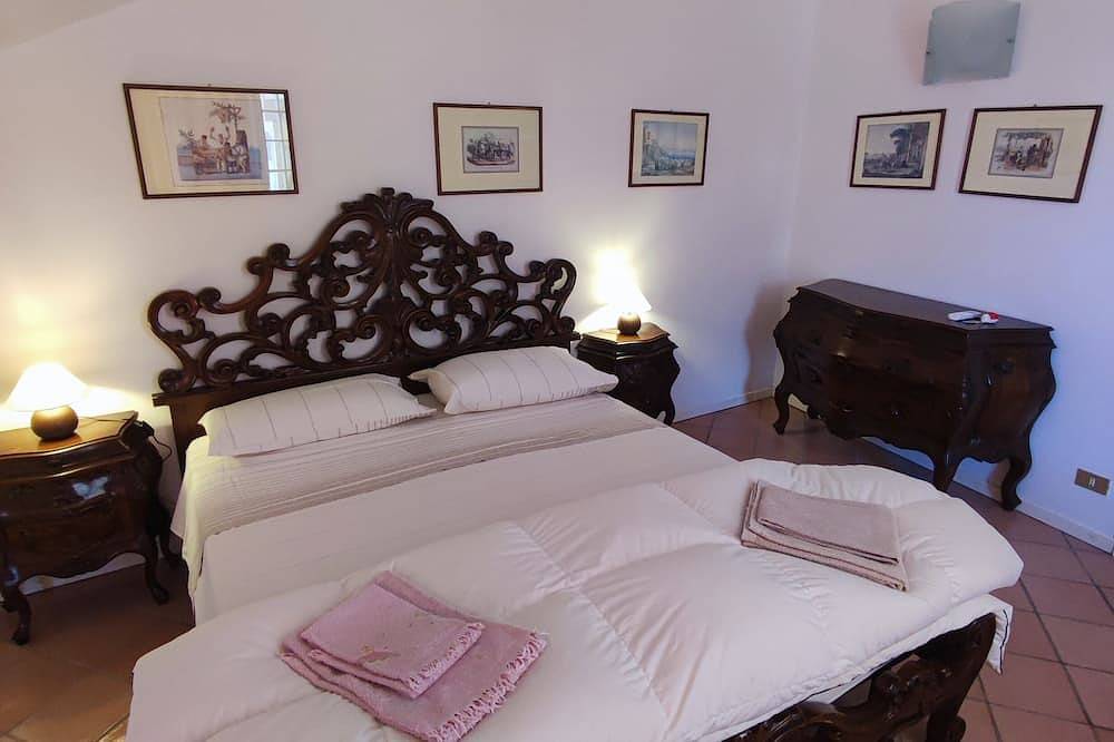 Geheel appartement, Design apartment by the sea in Santa Maria di Castellabate, Cilento