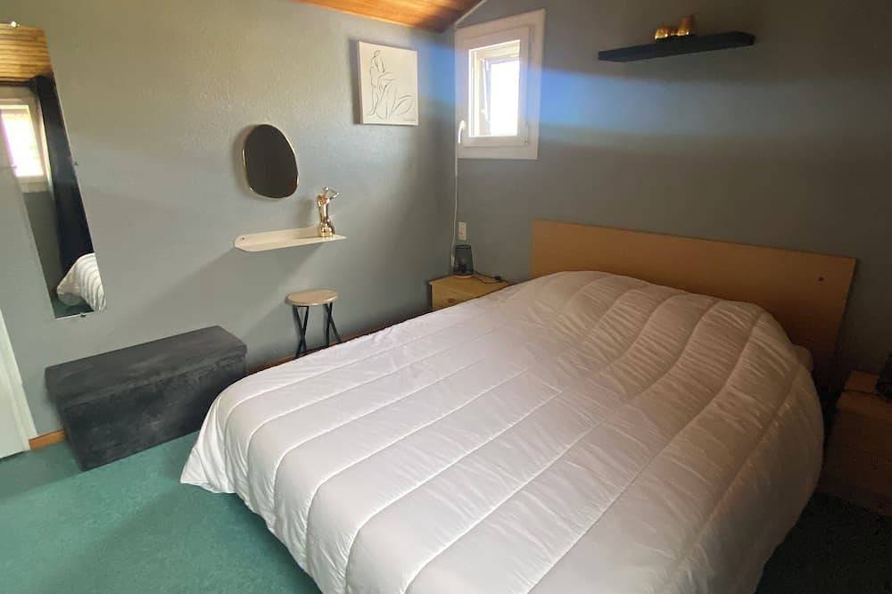 Quiet house close to Collioure, sea, mountains, 2 mountain bikes available in La Côte Vermeille, Saint-André