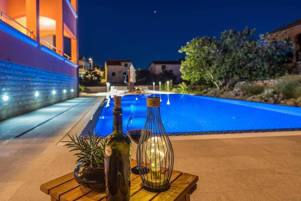 Cały apartament, Apartament wakacyjny dla 4 osób z basen in Sveti Filip i Jakov, Općina Sveti Filip i Jakov