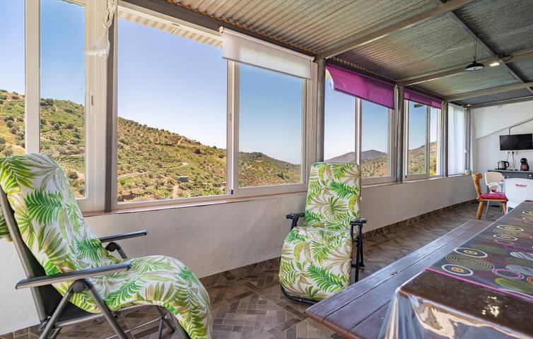 Apartamento con vistas al mar, piscina, aparcamiento y aire acondicionado - 2 km de Daimalos Vados in Canillas de Albaida, Provincia de Málaga