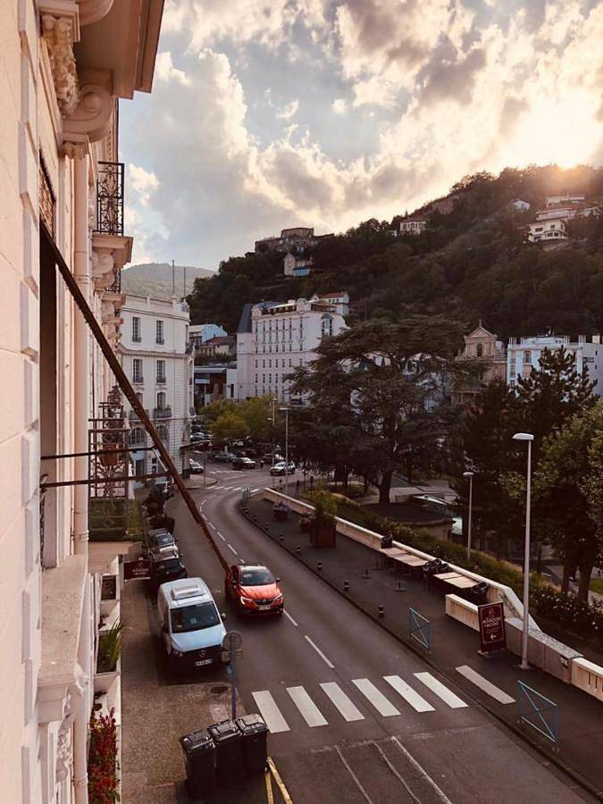 Gîte pour 5 personnes, avec balcon dans Thermes de Royat Chamalières - 4