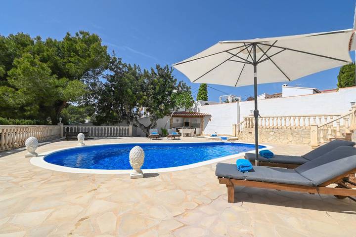 Chalet para 8 personas, con piscina y jardín, Familias con niños en Marina Alta - 2