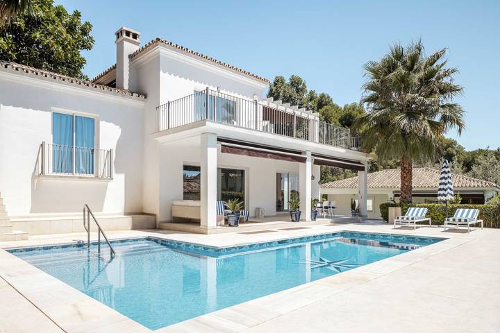Villa for 7 people, with sauna and garden as well as pool in Marbella