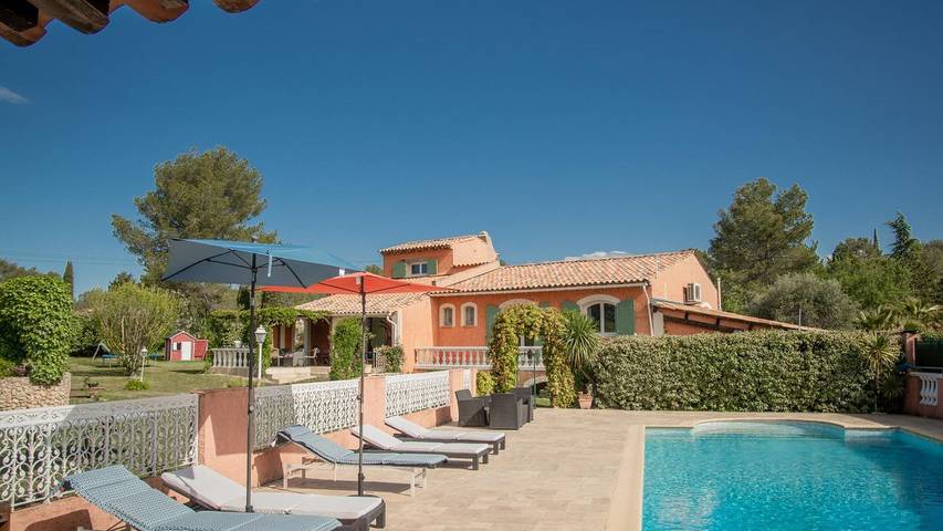 Casa de vacaciones para 7 personas, con terraza además de piscina y jardín, Se admiten mascotas - 1