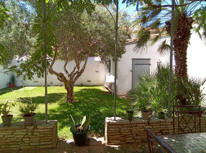 Location de vacances pour 2 personnes, avec jardin dans l' Aude - 2