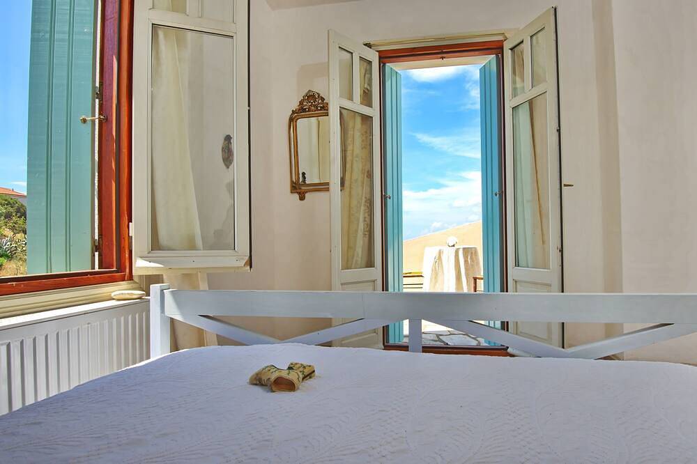 Villa Frederike in Alonissos Old Town in Alonnisos City, Alonissos