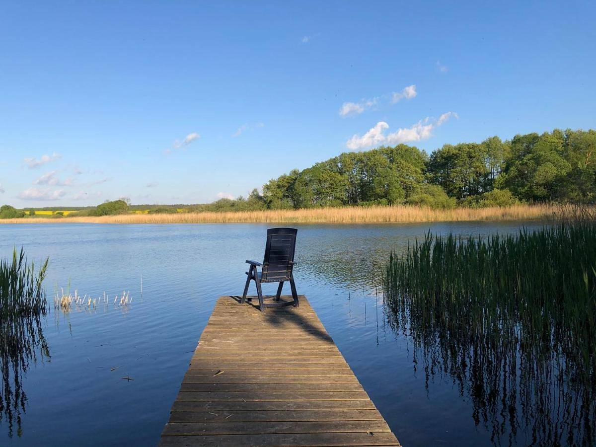 Haus am See mit Steg, Boot, Kamin und Sauna - Mecklenburgische Seenplatte in Wanzka, Blankensee (Mecklenburg)