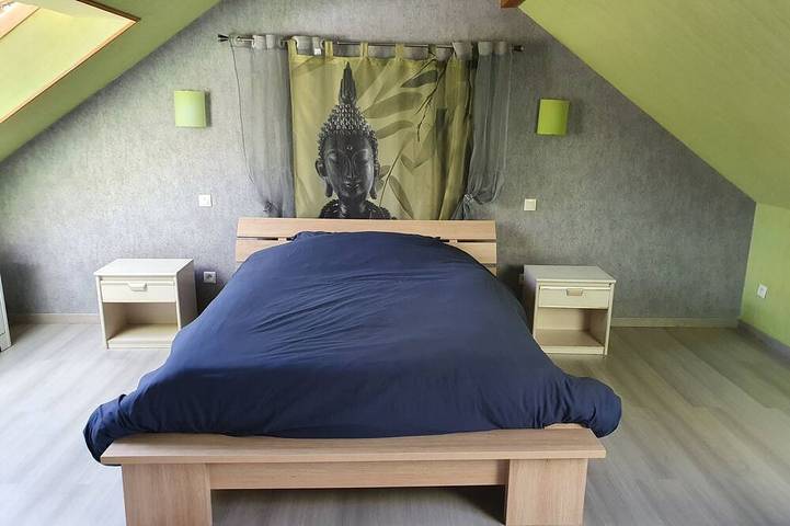 Location de vacances pour 4 personnes, avec Jardin et Piscine à Tannerre-en-Puisaye