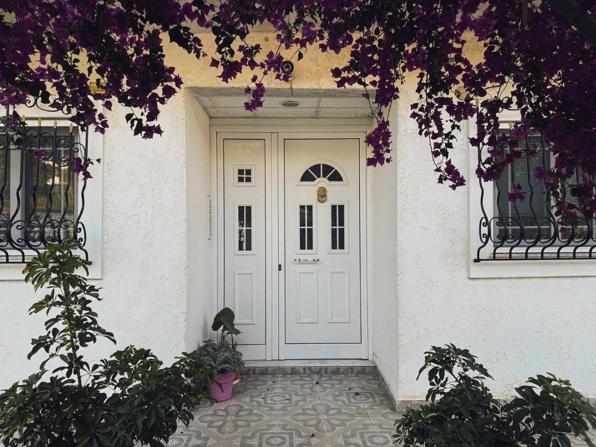 Ganze Wohnung, Two-Bedroom Apartment in Λευκαντί, Chalkida