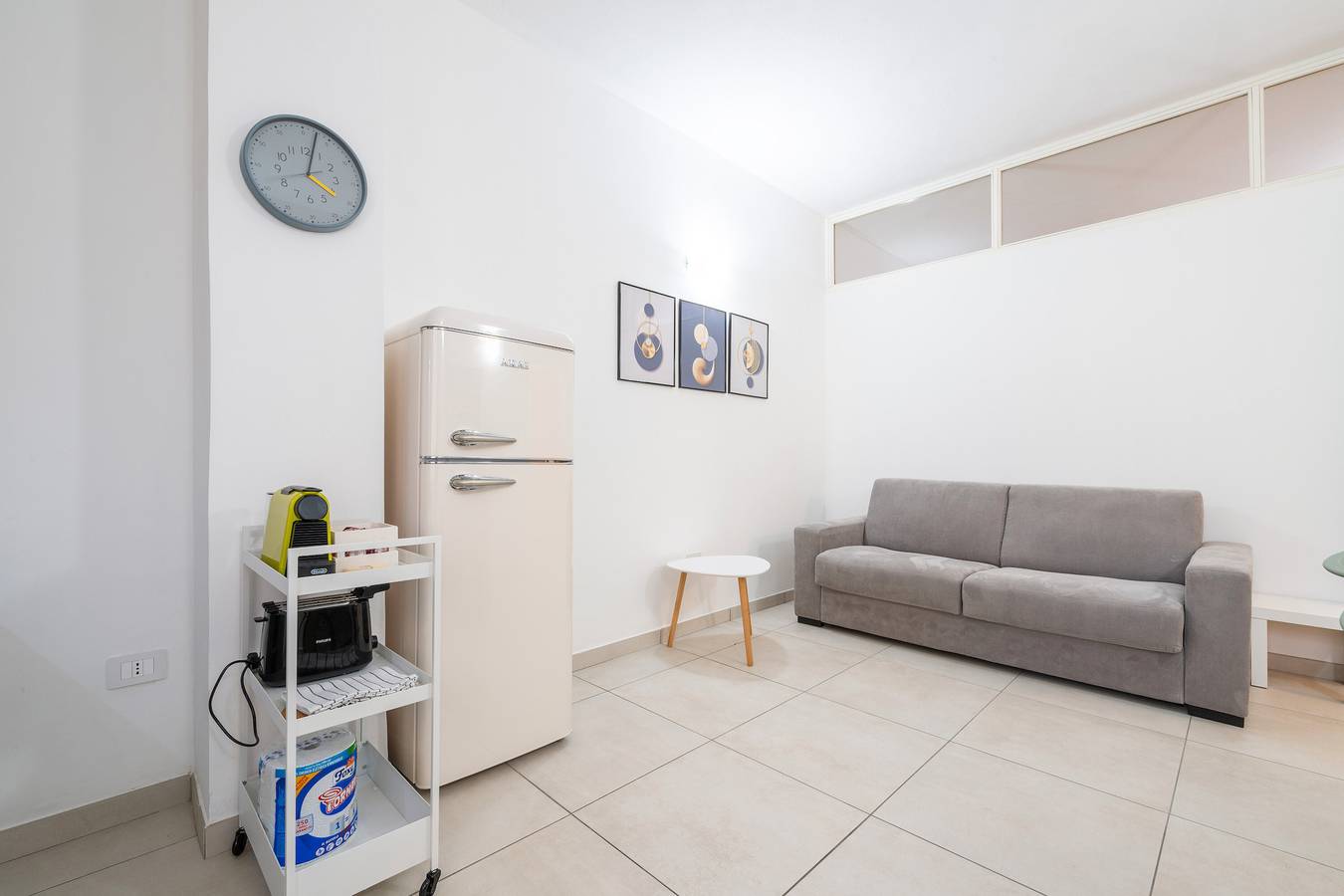 Apartamento entero, Apartamento 'Anglona House' con Wi-Fi y Aire Acondicionado in Cagliari, Campidano