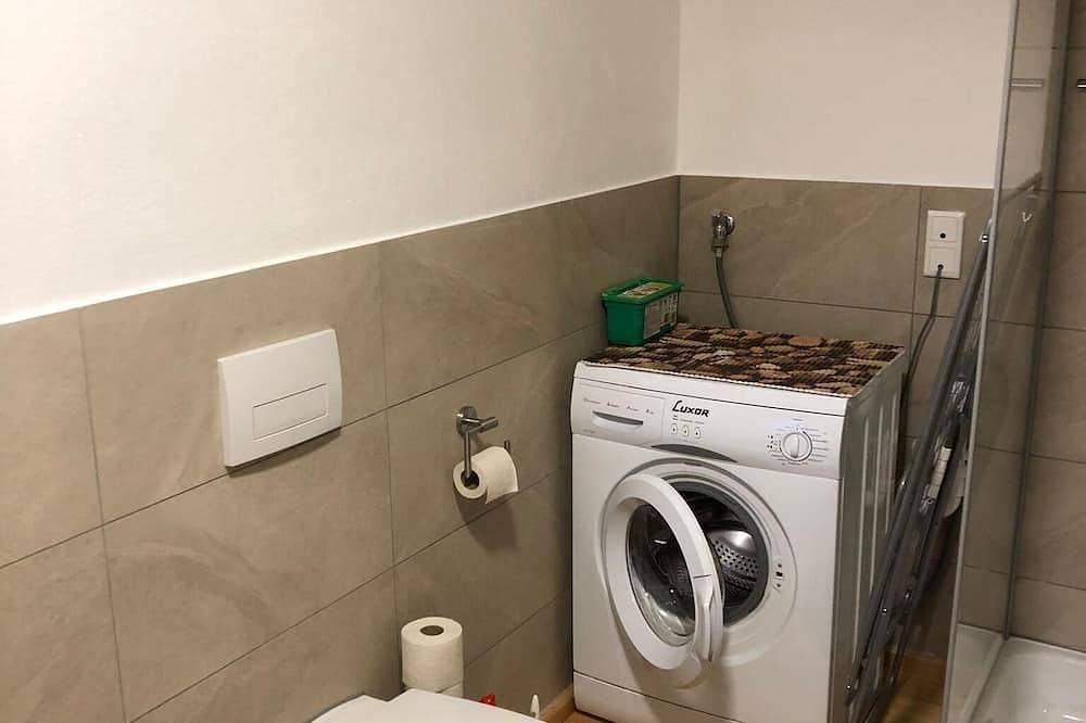 Ganze Wohnung, Modernes Appartement mit Küche, Wlan & Parkplatz in Haibach (Bayerischer Wald), Ostbayern