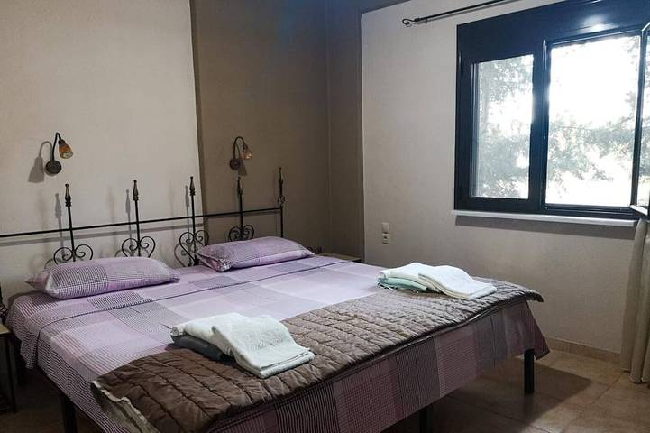 Ferienhaus für 4 Personen, mit Garten in Pitsidia - 2