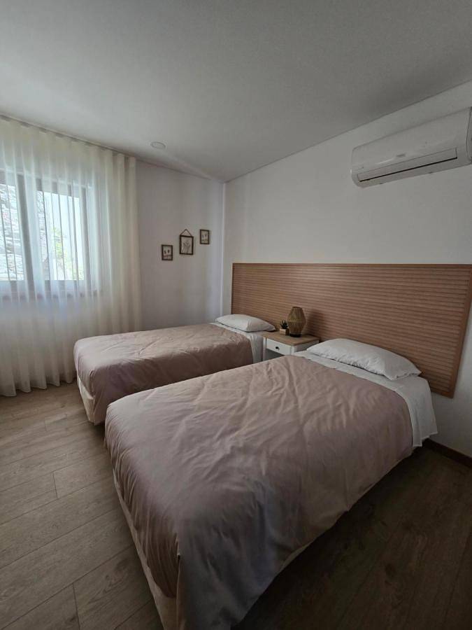 Casa de férias para 4 pessoas, com varanda e piscina em Peso da Régua