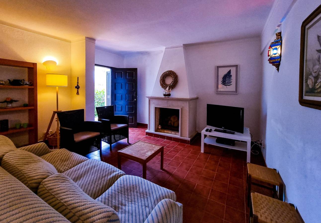Geheel appartement, Vakantieappartement voor 4 personen met terras in Monte Gordo, Faro District