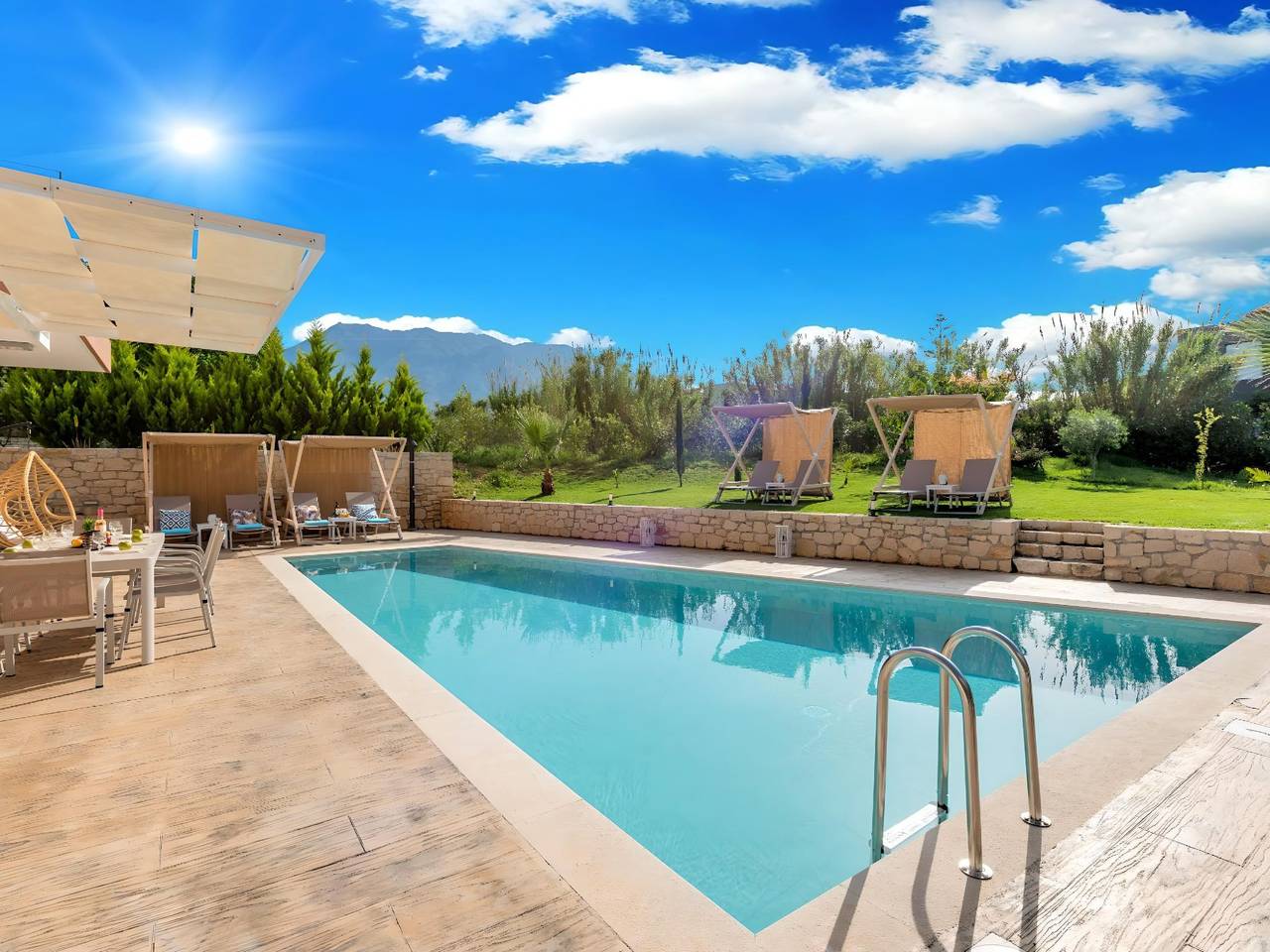 Ferienvilla "Allas" mit beheiztem Pool in Chania region