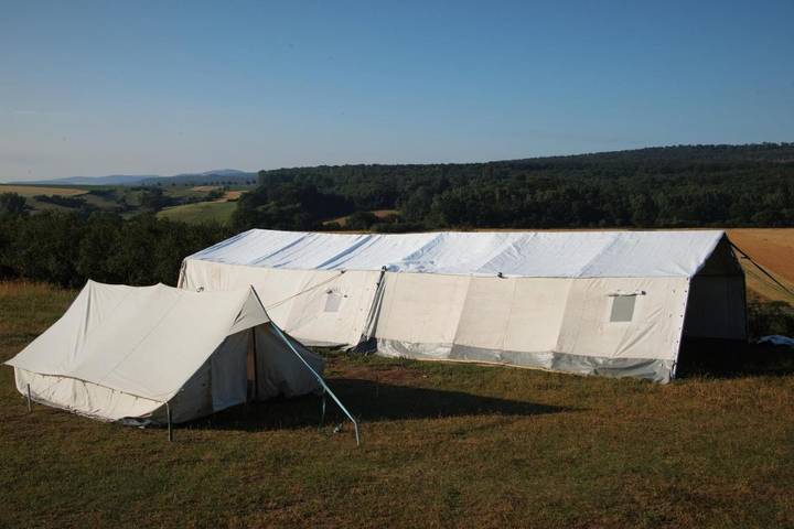 Camping für 4 Personen, mit Terrasse und Ausblick in Hessen