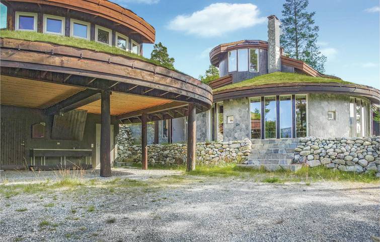 Ferienhaus für 8 Personen, mit Sauna und Garten sowie Terrasse - 1