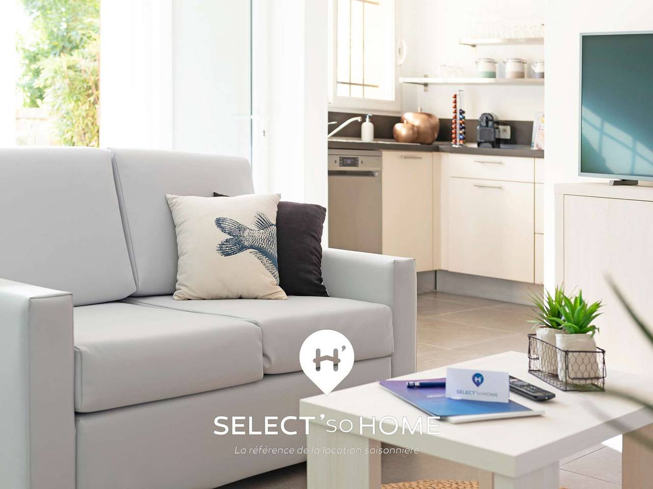 Appartement entier, Charmant T4 avec terrasse et jardin près de la plage, animaux admis in Le Lavandou, Parc national de Port-Cros