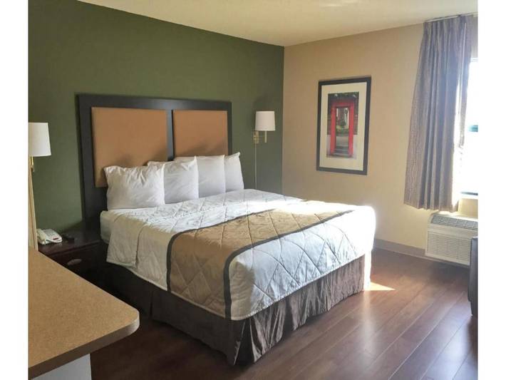 Apartamento entero, 1 cama queen | ducha Ada/Ri, no fumadores, cocina in Lago Ontario