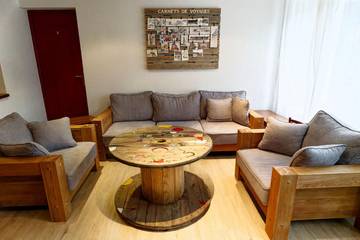 Gîte pour 14 Personnes dans Chilly-le-Vignoble, Jura, Photo 2