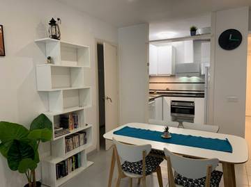 Vacation Rental for 6 Guests in Sitges, Costa del Garraf, Picture 2