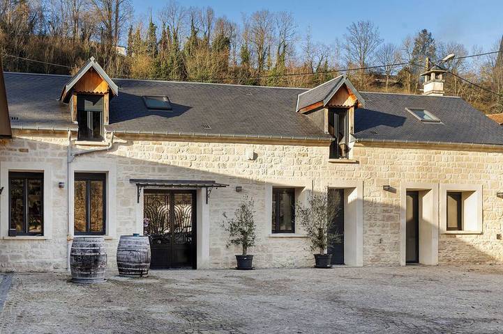 Location de vacances pour 15 personnes à Dommiers