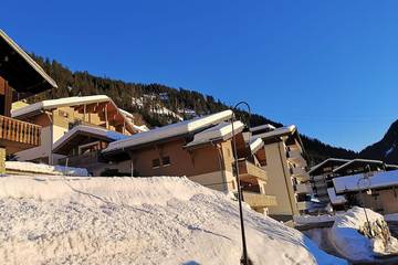 Gîte pour 6 personnes, avec balcon dans Office De Tourisme De Chatel