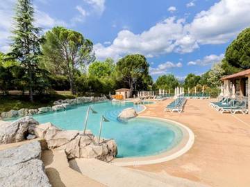 Location De Vacances pour 4 Personnes dans Grospierres, Ardèche, Photo 1